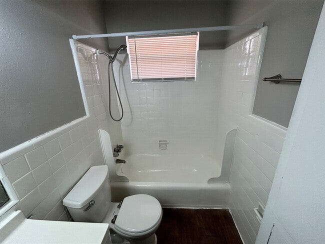 Building Photo - 8807 Timberside Dr