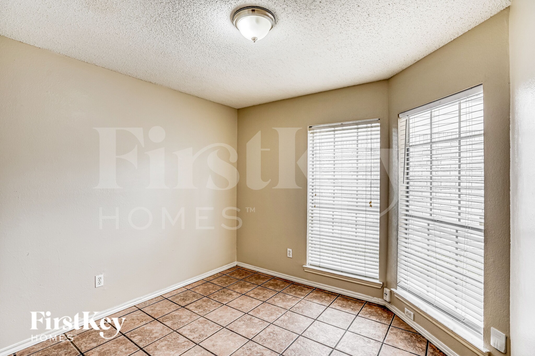 Building Photo - 18614 Seaton Dr