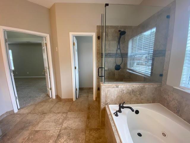 Building Photo - 418 Silverleaf Ln