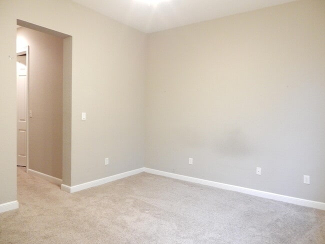 Building Photo - 661 Corte Madera Ln