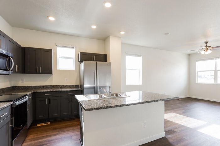 Building Photo - 13501 Oneida Ln