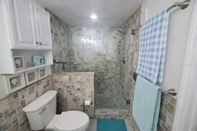 Building Photo - 2333 Feather Sound Dr