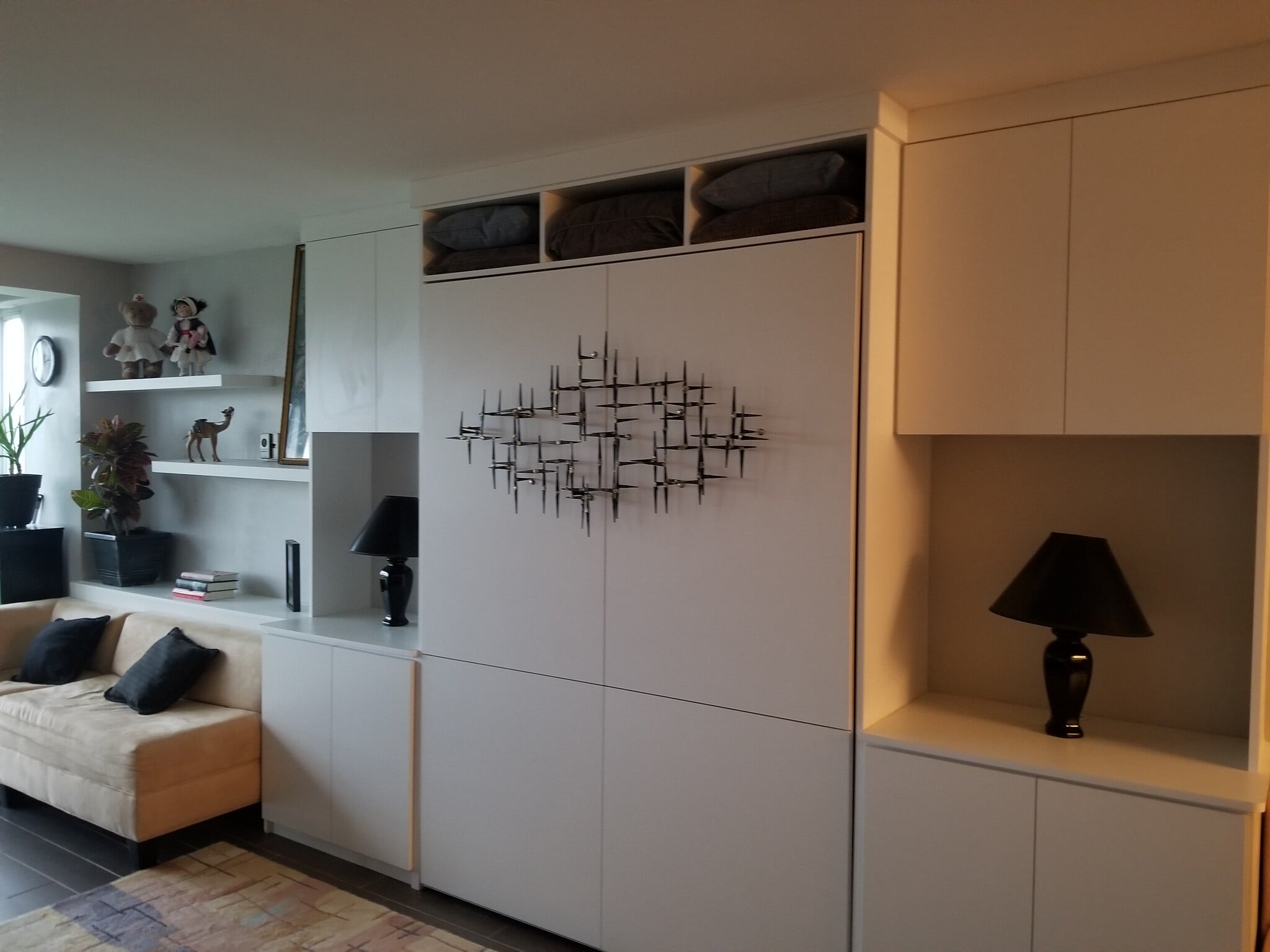 Murphy Bed closed - 1301 Delaware Ave SW