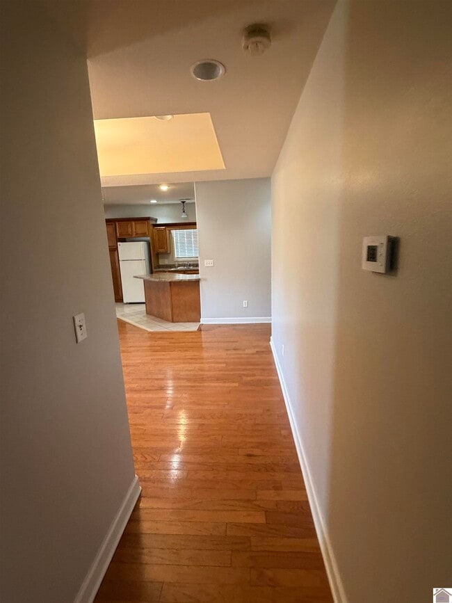 Building Photo - 2647 Legends Dr