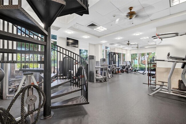 Building Photo - 19501 W Country Club Dr