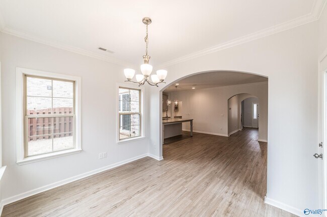 Building Photo - 15036 Lakeside Trail SW