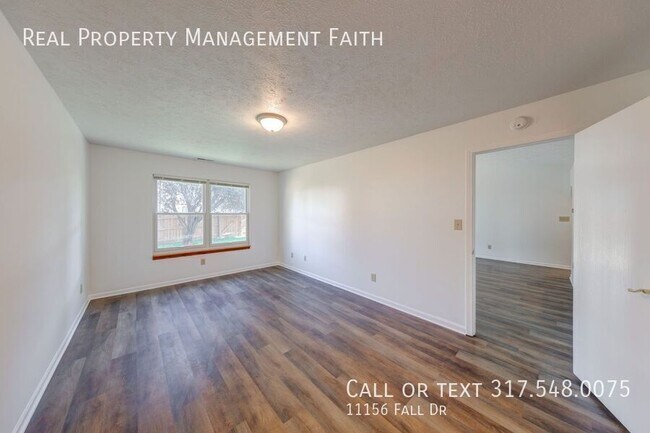 Building Photo - 11156 Fall Dr
