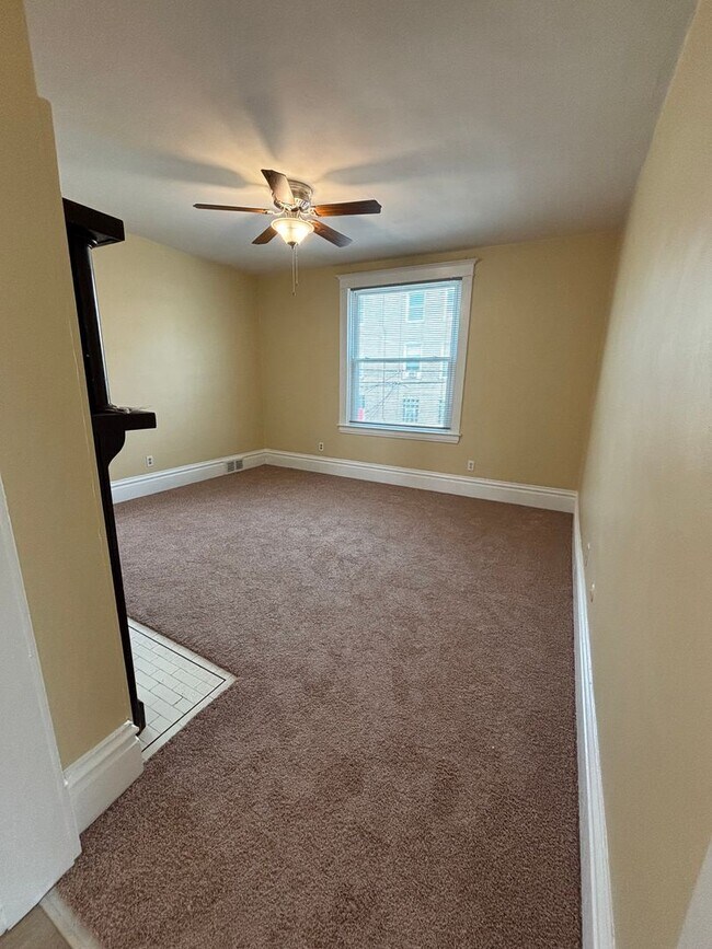 Building Photo - cla1285