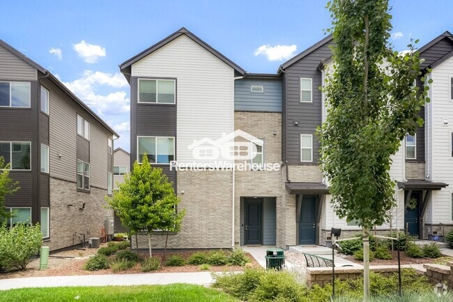 Building Photo - 5361 Pierson Ct