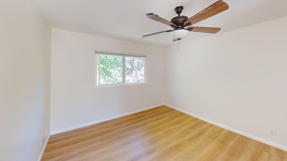 Building Photo - 18755 Gillman Dr