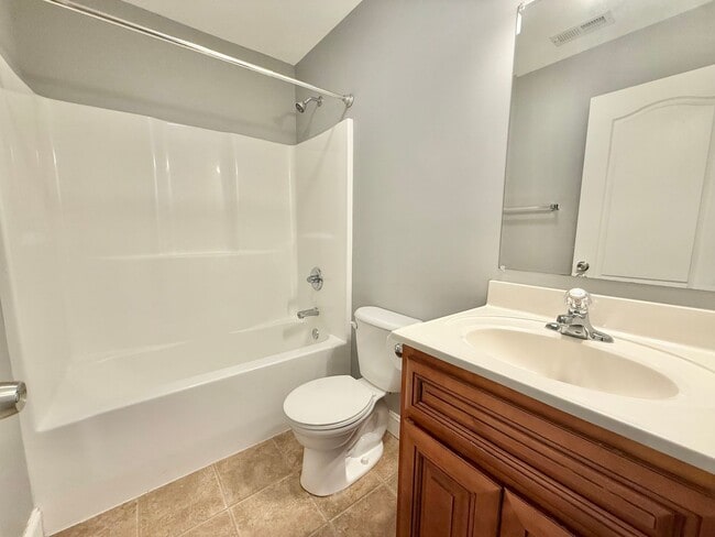 Building Photo - 821 Amburn Meadows Ln