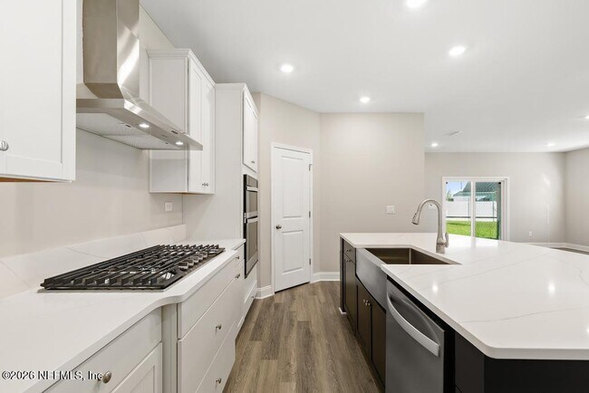 Building Photo - 50 Martos Ct