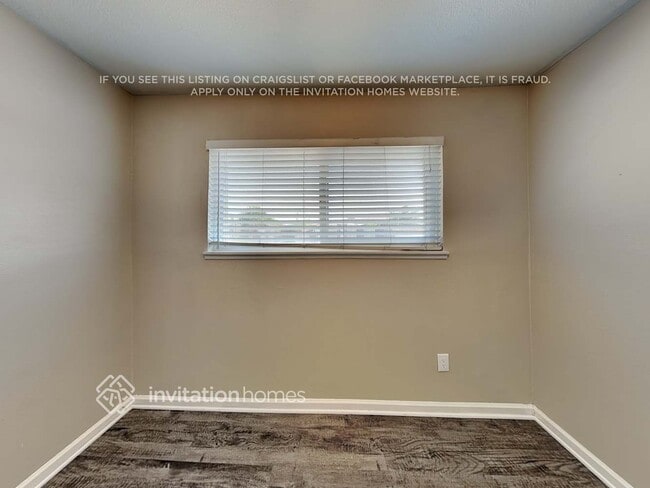 Building Photo - 7807 Colwyn Ave