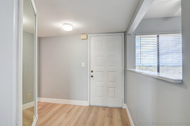 Building Photo - 14426 Amberly Ln