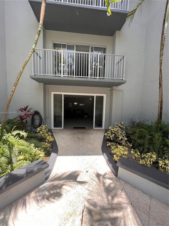 Building Photo - 7403 SW 82nd St