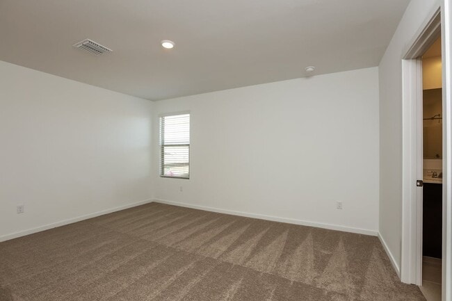 Building Photo - 7062 W Indian Clover Way