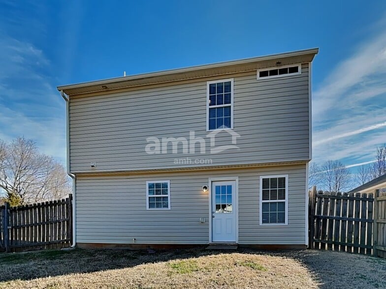 Building Photo - 1309 Lowell St