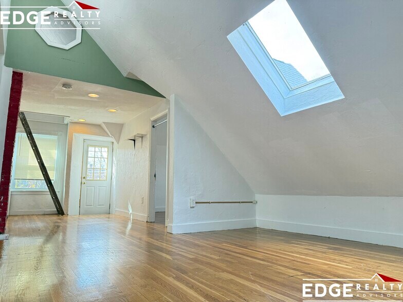 Building Photo - 8 South St