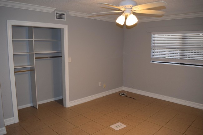 Building Photo - 3114 S Kanner Hwy