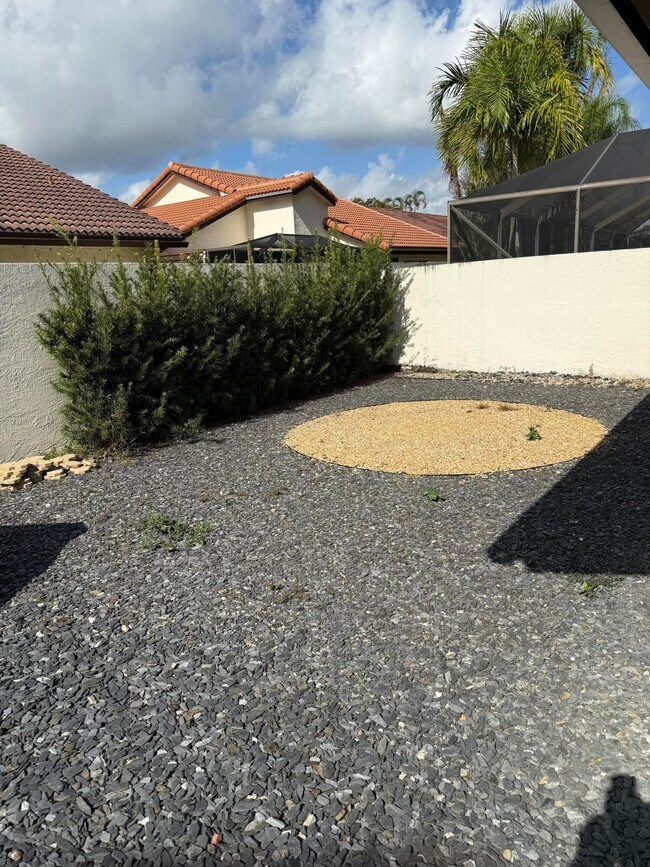 Building Photo - 21583 Villa Nova Dr