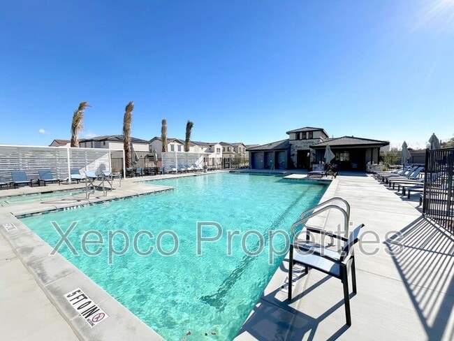 Building Photo - 41425 Penn Dr