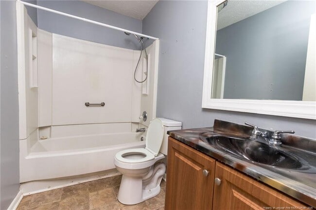 Building Photo - 6756 Willowbrook Dr