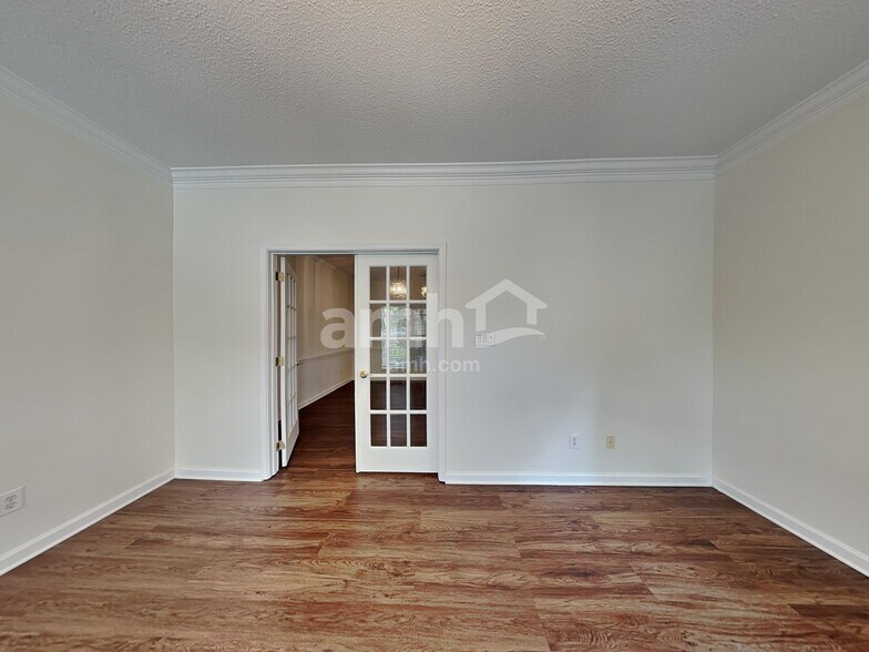 Building Photo - 14701 Pomerol Ln