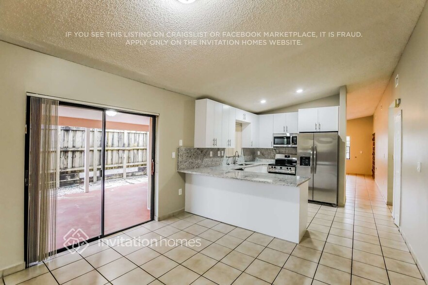 Building Photo - 8021 SW 136th Ct