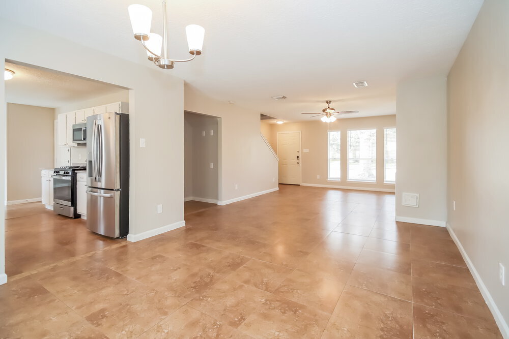 Building Photo - 1711 Oak Ridge Dr