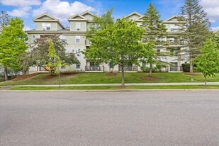 Building Photo - 340 Hildred Dr