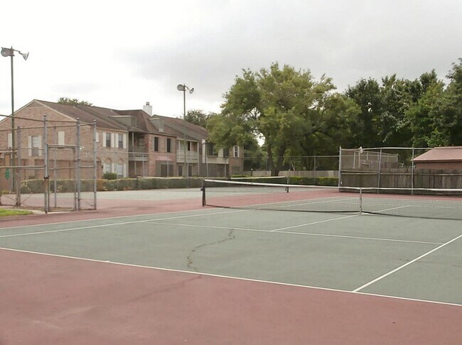 Building Photo - 5800 Lumberdale Rd
