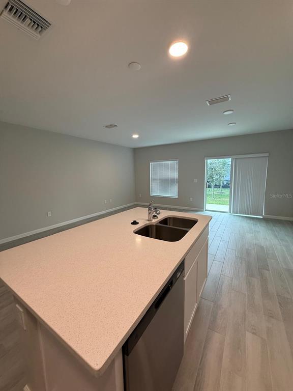 Building Photo - 14910 Harvest St