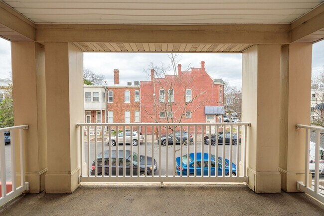 Building Photo - 2100 Grove Ave