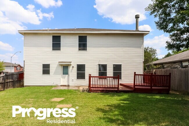 Building Photo - 8750 Gray Fox Ct