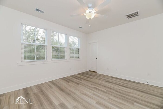 Building Photo - 4275 O'Hear Ave