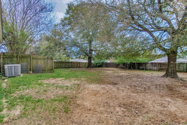 Building Photo - 3661 London Rd