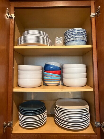 Building Photo - 5810 Darling St