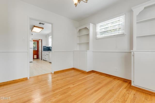 Building Photo - 5622 Bellingham Ave