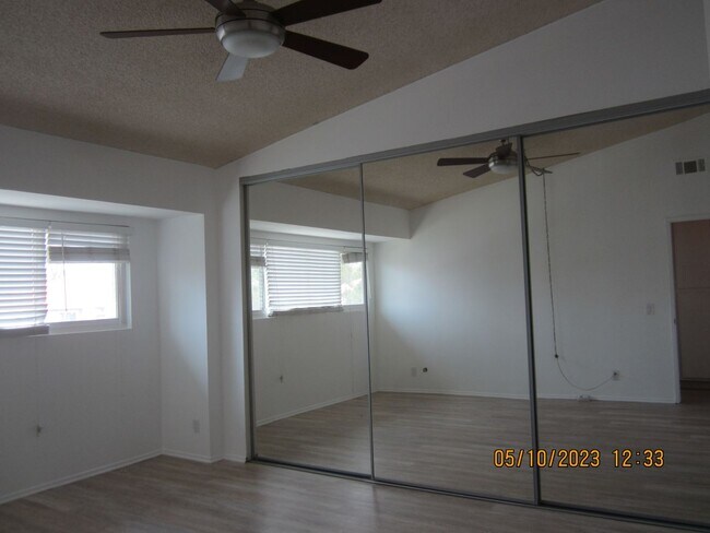 Building Photo - SPACIOUS 2 STORY CONDO