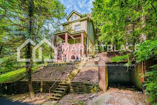 Building Photo - 97 Royal St