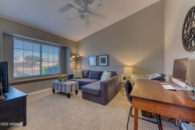 Building Photo - 20615 N Ventana Dr W