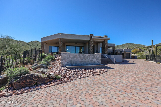 Building Photo - 14914 E Zapata Dr