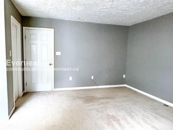 Building Photo - 8366 Frostwood Dr