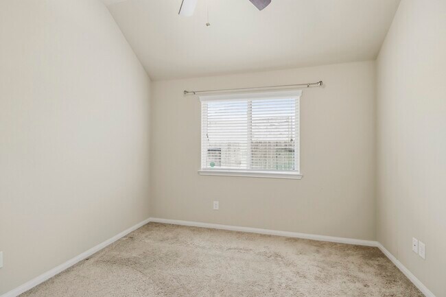 Building Photo - 24142 Auburn Woods Ct