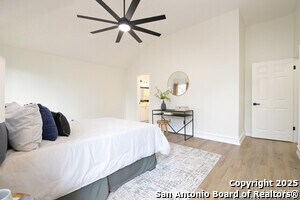Building Photo - 940 Hedgestone Dr