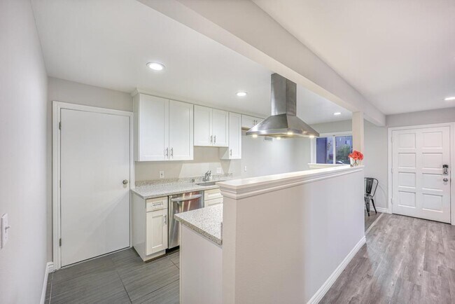 Building Photo - 4719 Snead Dr
