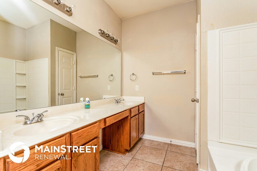 Building Photo - 204 Kennedy Dr