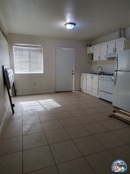 Building Photo - 1353 Truman Ct