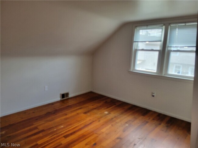 Building Photo - 4127 Lowden Rd