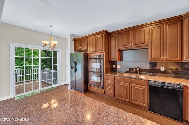 Building Photo - 59 Brookfield Dr